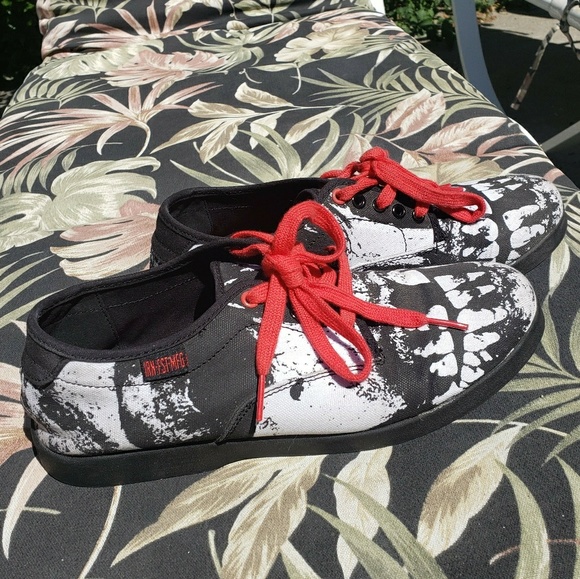 Iron Fist Shoes - Iron Fist Loose Tooth sneakers